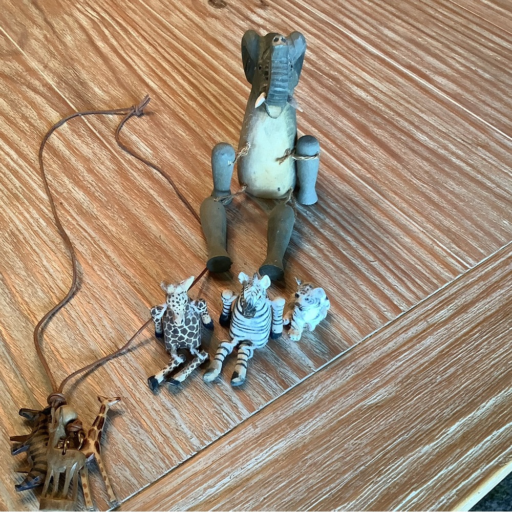 Wooden Elephant and Safari Animal Blue/Gray for bath room decor & nencklace